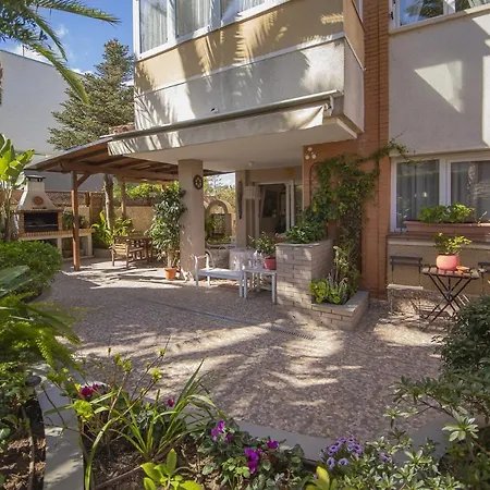 Casa vacanze Con Piscina Comunitaria Solo Familias No Grupos De Jovenes Salou
